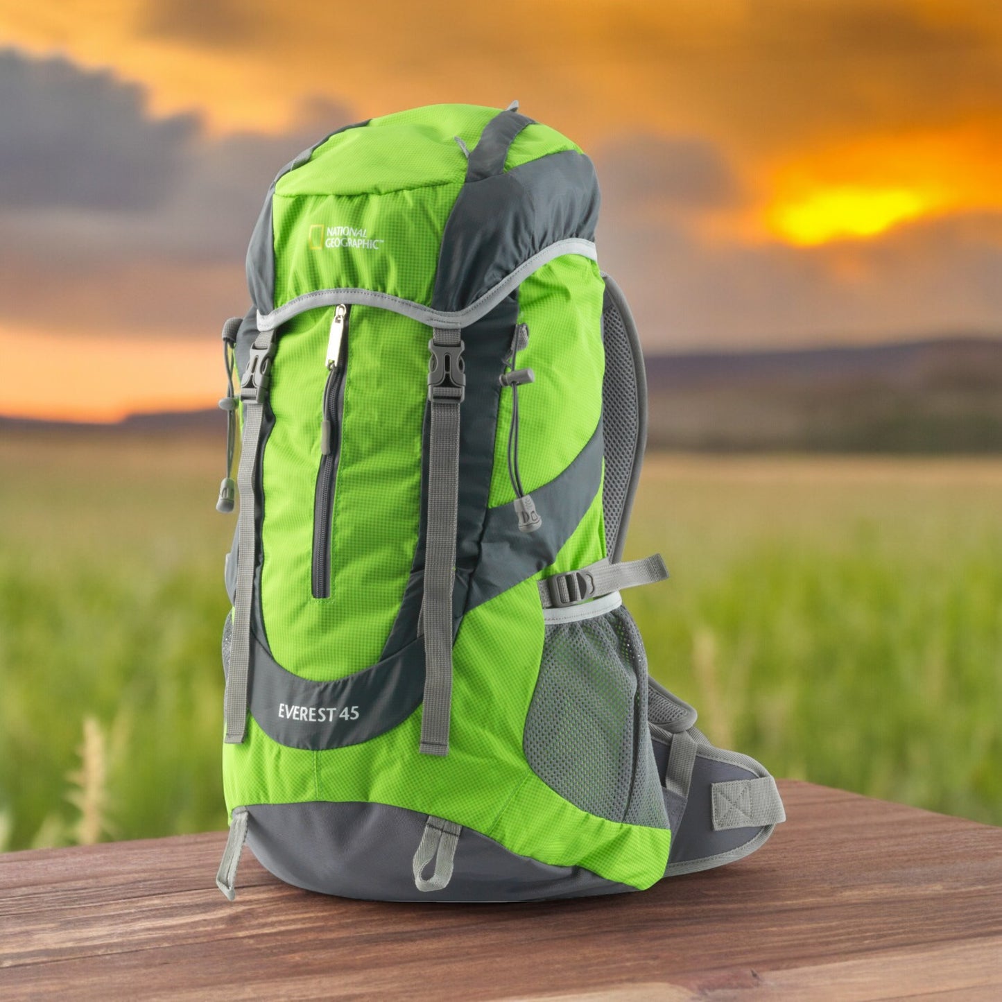 Mochila Camping Everest 45 Litros Verde National Geographic
